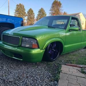 Meet your Posher, Bob